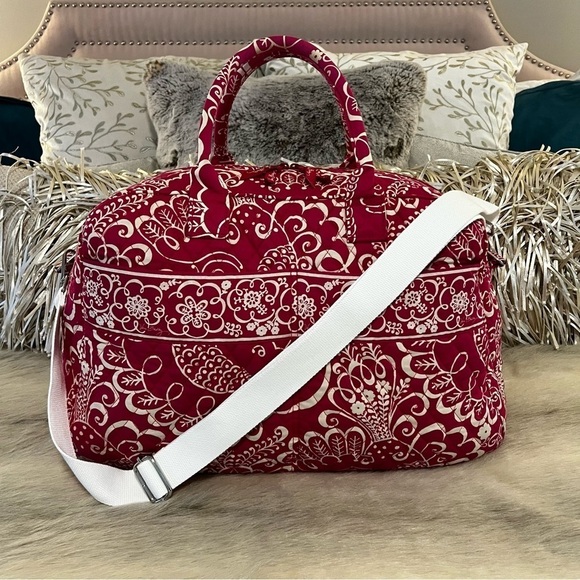 Vera Bradley Handbags - VERA BRADLEY Twirly Birds Pink Weekender Bag Travel Carryon White Quilted 2010
